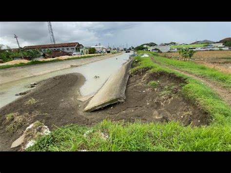 PENASARAN LOBANG SEBESAR INI TANAH SAMPAI LONGSOR TERSERET ARUS