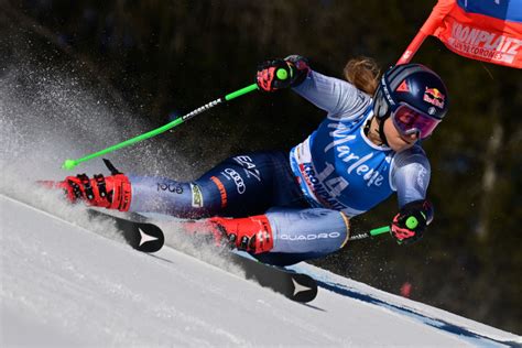 Sofia Goggia Infortunio In Allenamento Stagione Finita Lettera