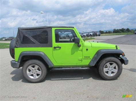 Gecko Green 2012 Jeep Wrangler Sport 4x4 Exterior Photo 83765986