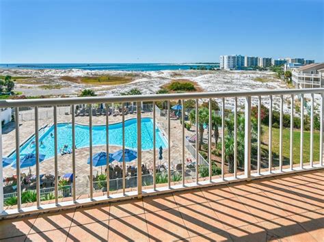 Escape to one of our breathtaking, Destin Florida oceanfront rentals ...