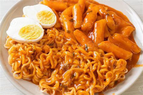 Ramen Ddukbokki