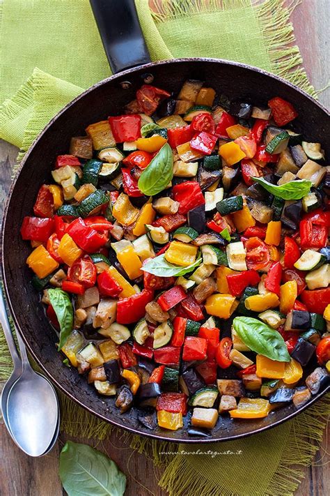 Verdure In Padella Croccanti E Colorate Ricetta Veloce In 7 Minuti