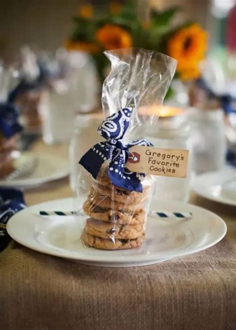 25 Lovely Rehearsal Dinner Favor Ideas - Weddingomania