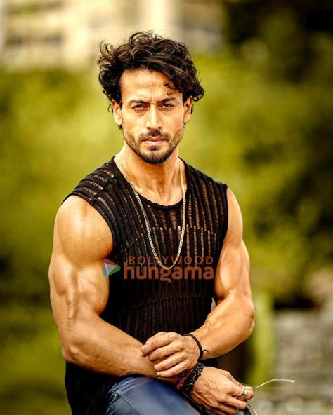 Tiger Shroff Photos Images Hd Wallpapers Tiger Shroff Hd Images