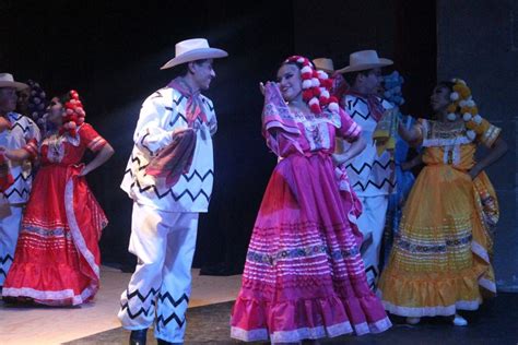 Festival navideño Jerez 2023 Se presenta la Compañía de Danza