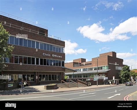 Sutton Civic Offices And College Of Learning For Adults On St Nicholas