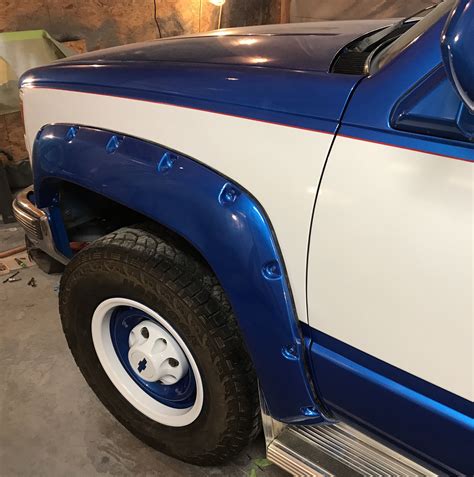 Custom Paint Job Chevy Silverado Has Red Pinstripe And All Inlaid