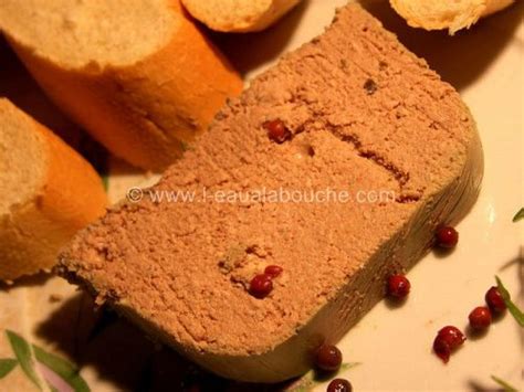 Mousse De Foie De Volaille Au Porto Poivre Rouge Leau La Bouche