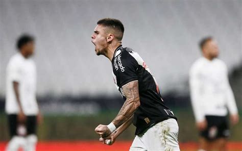 Vasco Conclui Venda De Gabriel Pec Ao LA Galaxy Dos Estados Unidos