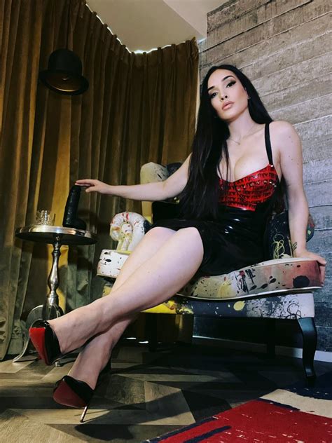 Lady Naama On Twitter RT AlexxaVonHell Lets Train Your Naughty Pussy