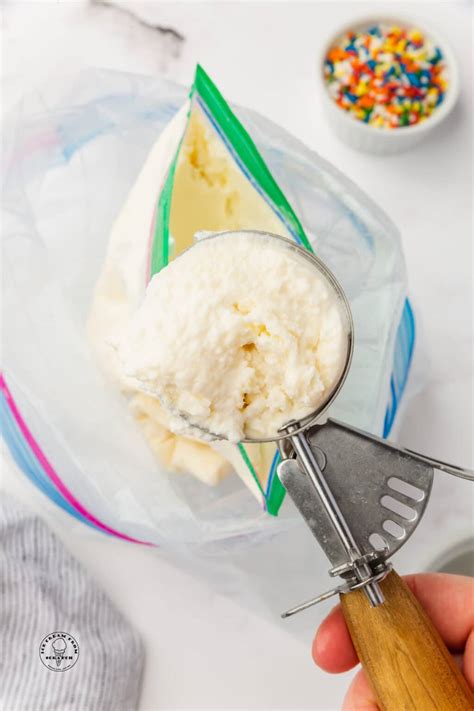 How to Make Ice Cream in a Bag - Ice Cream From Scratch