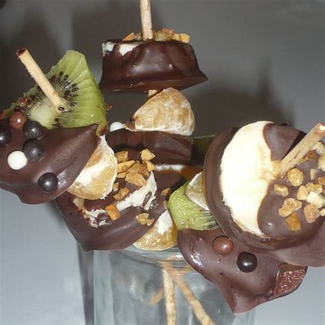 Brochettes De Fruits Au Chocolat Magicmaman