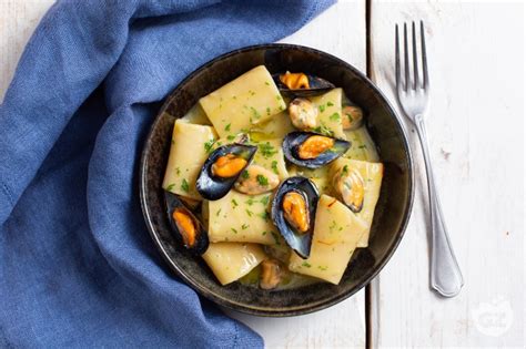 Ricetta Paccheri Con Crema Di Patate E Cozze La Ricetta Di