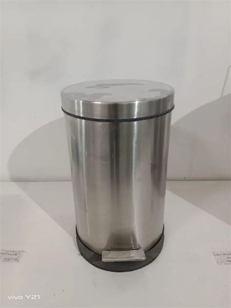 Ss Pedal Bin L Stainless Steel Pedal Bin Latest Price