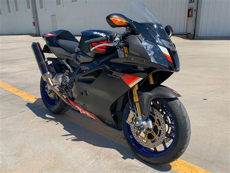 Aprilia Rsv R Factory Iconic Motorbike Auctions