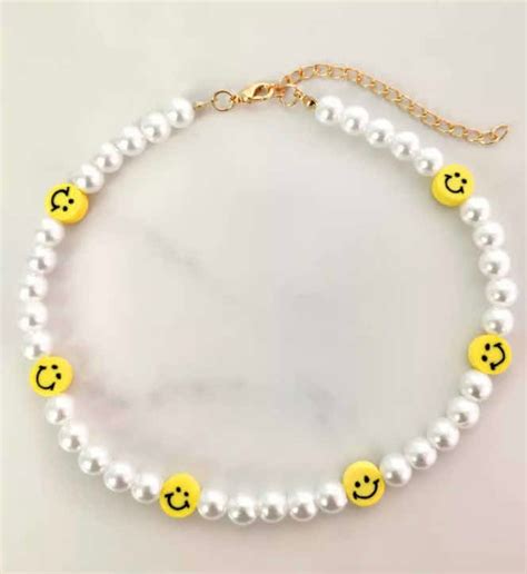 Collar De Perlas Con Caritas Feliz Aesthetic Meses Sin Intereses