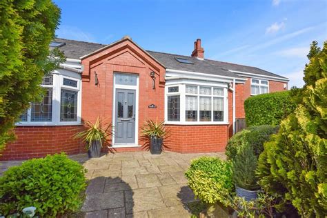 Summer Lane Halton Village 5 Bed Detached Bungalow For Sale £600000