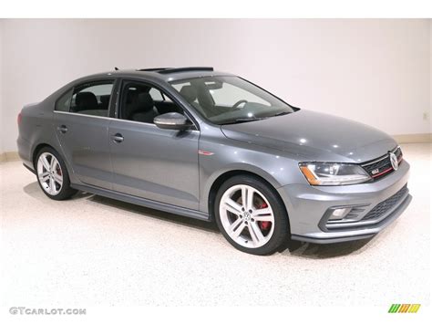 2017 Platinum Gray Metallic Volkswagen Jetta GLI 2 0T 139499184 Photo