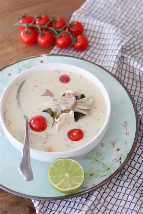 Thaise Tom Kha Kai Met Kokosmelk Laos En Kip Francesca Kookt