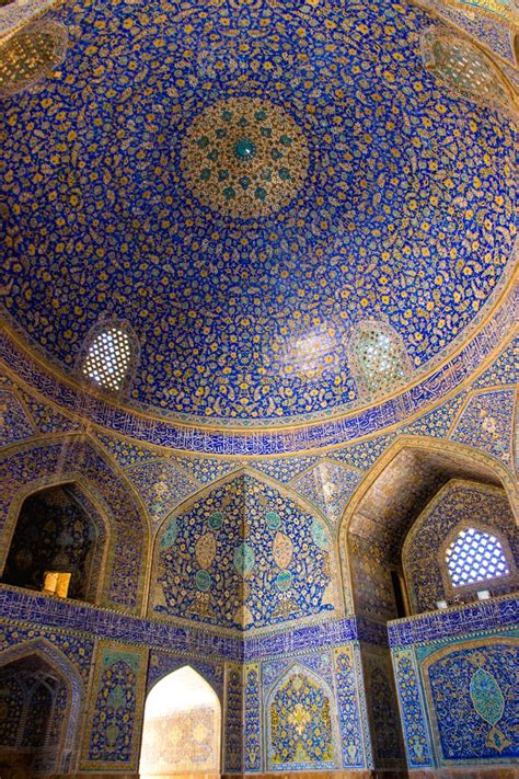 The Shah Mosque In Isfahan Irans Most Beautiful Mosque Omnivagant