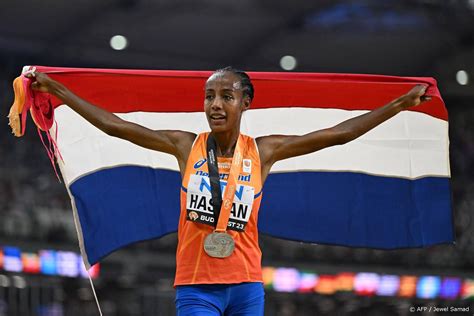 Sifan Hassan Warmt Zich Op Voor Olympische Marathon In Parijs 2024