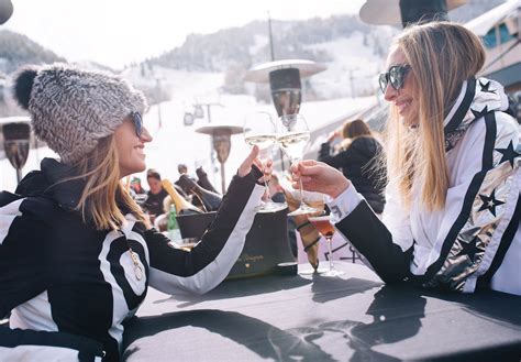 The 7 Best Après Ski Hot Spots In Aspen