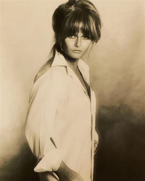 Picture Of Valerie Perrine