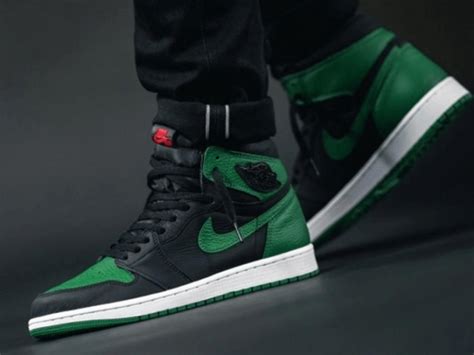 Air Jordan 1 Retro High Pine Green Black בראנדסיטי