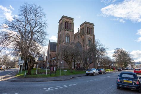 A guide to Inverness Cathedral for tourists