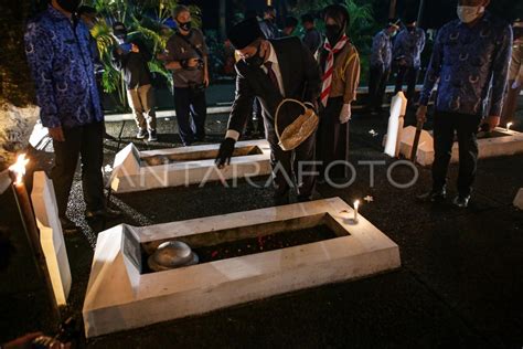 Malam Renungan Suci Jelang Hut Ri Antara Foto