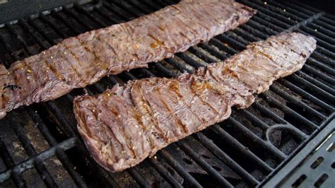 Hot Grilled Skirt Steak Beef Recipes