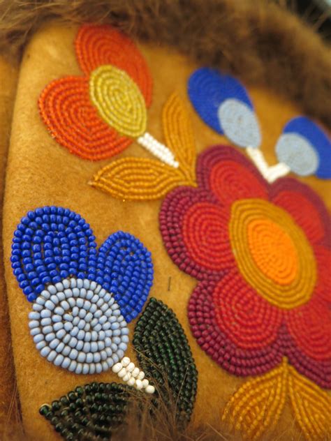 Two Needle Métis Beading With Jennine Krauchi Mentoring Artists For