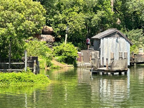 Barrel Bridge Removed From Tom Sawyer Island At Magic Kingdom Disney