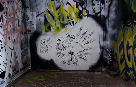 47+ Awesome Graffiti & SprayPaint Stencils for your Inspiration!