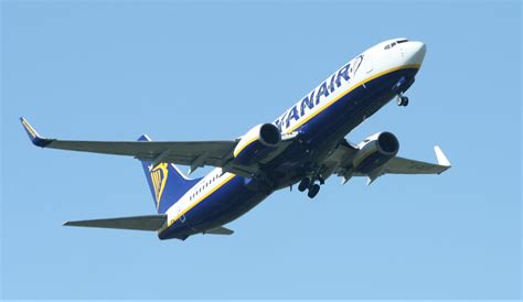 » Ryanair Roll Out Live Flight Monitoring