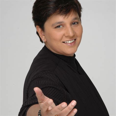 Falguni Pathak Concert & Tour History | Concert Archives