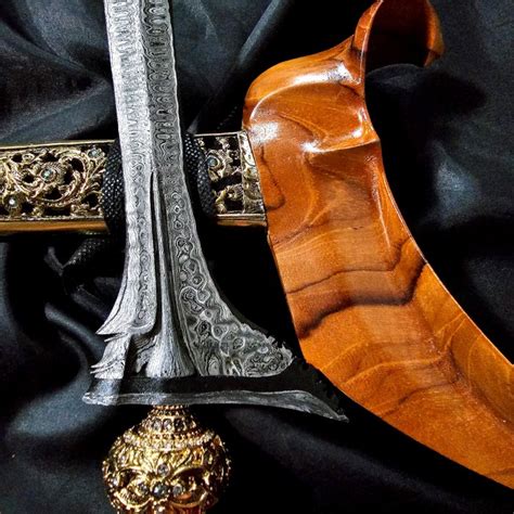 Jual Keris Pasopati V PB Pamor Untu Walang Kab Sidoarjo Nitro