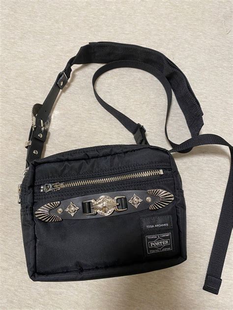 全新現貨黑色 Toga porter shoulder bag 女裝 手袋及銀包 單肩包 Carousell