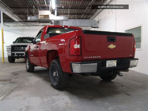 2010 Chevrolet Silverado 1500 Wt Standard Cab Pickup 2 Door 4 3l