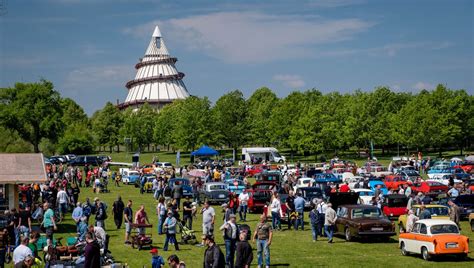 Oldtimertag Magdeburg Elbauenpark Mit Oldtimertreffen