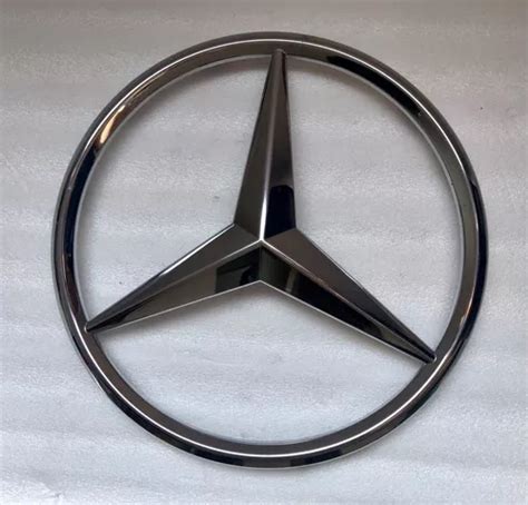 Emblema De Parrilla Mercedes Benz A