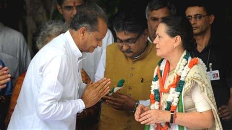 Rajasthan Cm Ashok Gehlot Calls On Sonia Gandhi To Discuss Cabinet