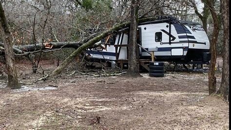 Damage Reported Across East Texas Due To Winter Storm Cbs19 Tv