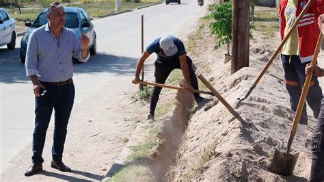 Nediani supervisó el avance de la obra de extensión de red de agua