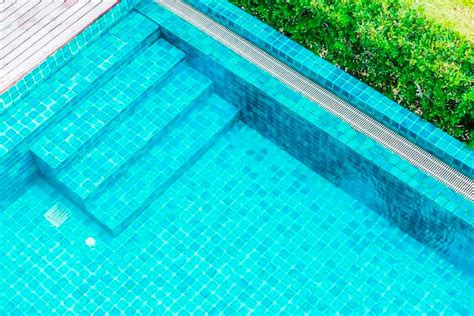 7 Beautiful Pool Tile Ideas That Stand Out Rubi Blog Usa