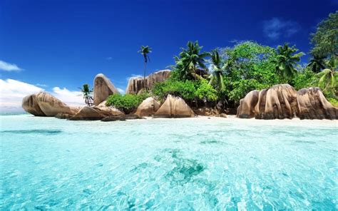 Seychelles Beaches -Explore one of the Most Beautiful Beaches in Africa