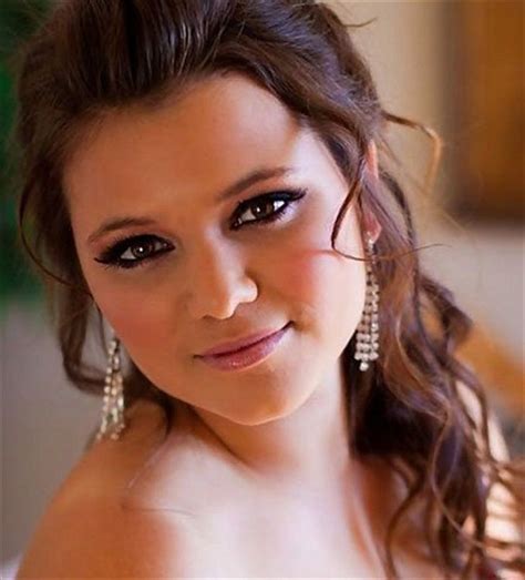 Hairstyles For Round Faces Wedding Hairstyles6c