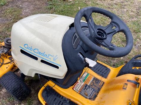 Cub Cadet Lt1042 Lawn Tractor Wmower Deck Bigiron Auctions