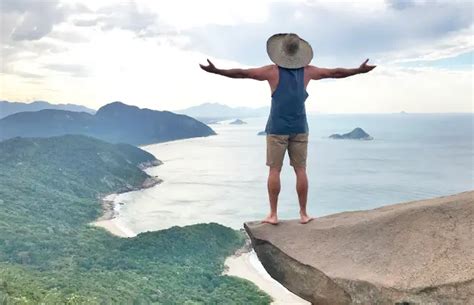 Como fazer a trilha da Pedra do Telégrafo Pé na Estrada