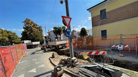 Lavori Per Il Tram Il Traffico In Tilt In Via Gattamelata Il Mattino